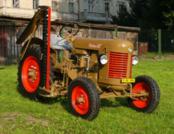 1.Traktory , manipulátory